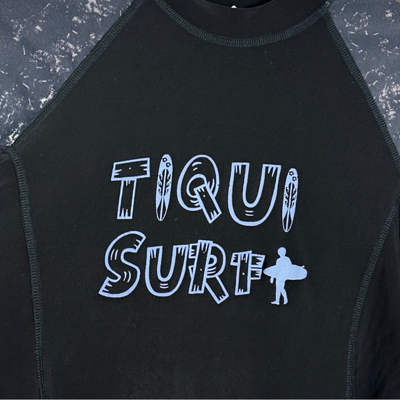 Tiqui Surf Academy Rash Guard Black Short Sleeve Crew Neck Womens‎ Size Medium M - Picture 5 of 12